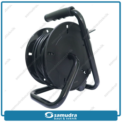 KENMASTER KBRL-053 Kabel Rol SNI 4 Lubang 15 Meter