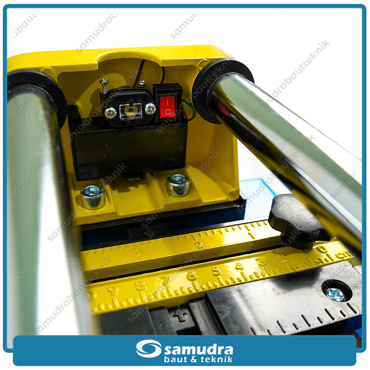 LIPPRO 819-S80 Meja Potong Keramik Manual Laser 80 cm