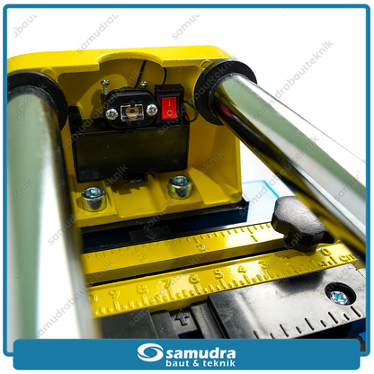 LIPPRO 819-S80 Meja Potong Keramik Manual Laser 80 cm