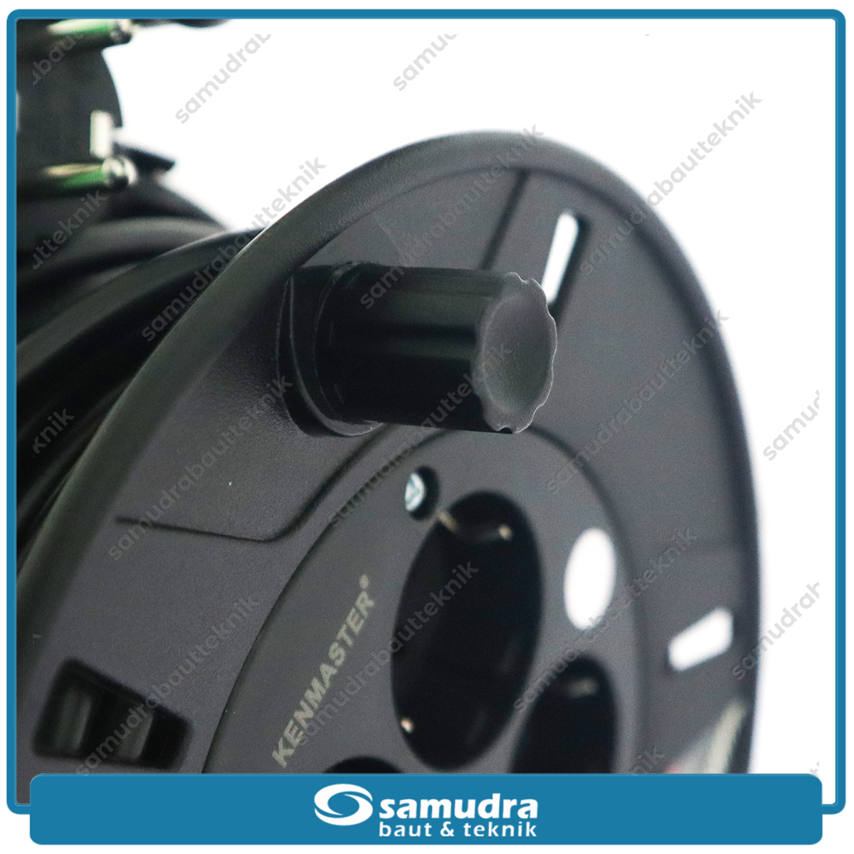 KENMASTER KBRL-053 Kabel Rol SNI 4 Lubang 15 Meter