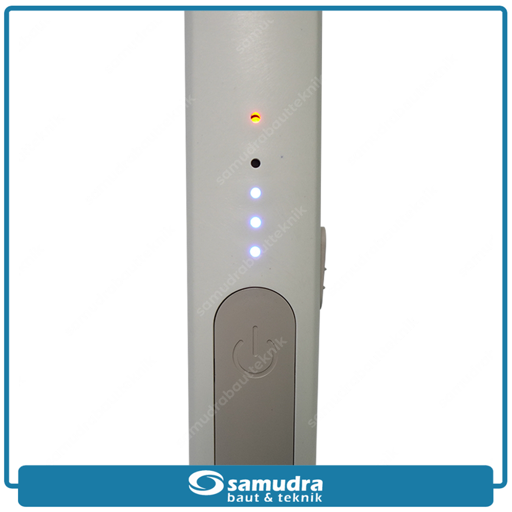 KENMASTER MOSQ-028 Raket Nyamuk KM-108 + Lampu LED UV